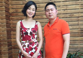 广州先锋与明星合影